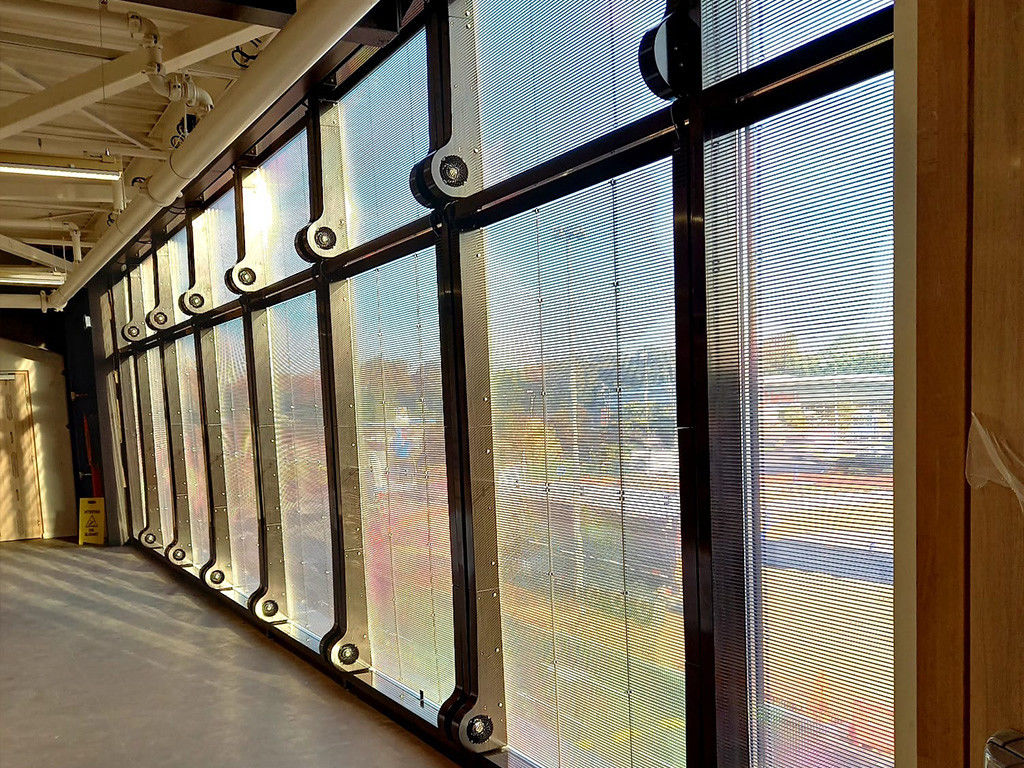 4K Slim Transparent LED Display Panel Multicolor High Definition